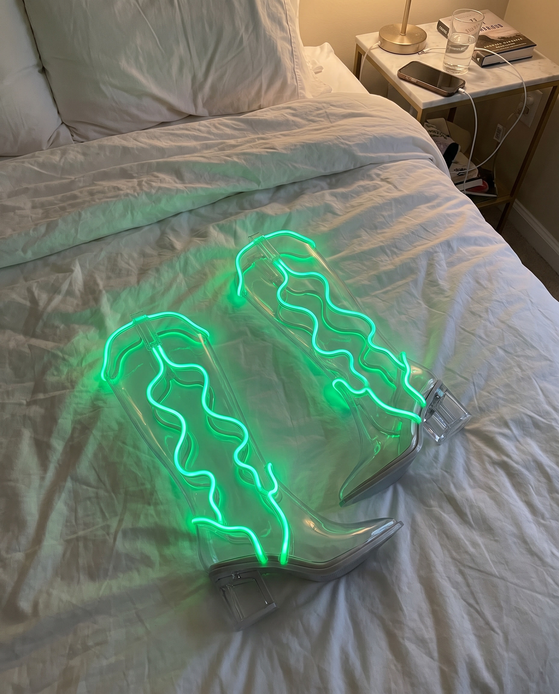 files/neonboots-review-3.png